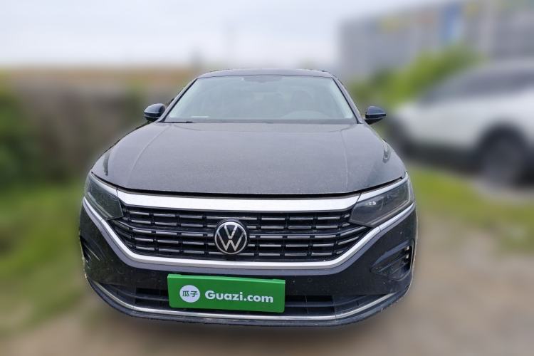 Used Volkswagen Passat 2023 330TSI Starry Luxury Edition Front