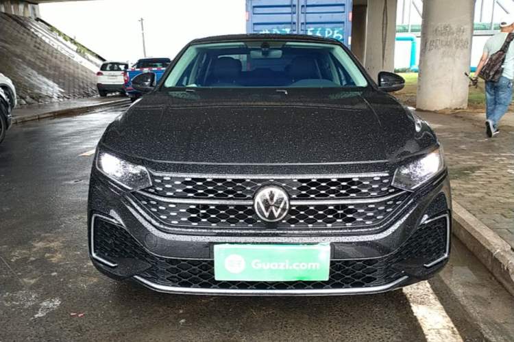 Used Volkswagen Passat 2023 Revised 330TSI Starry Elite Edition Front
