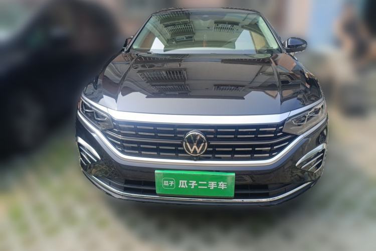 Used Volkswagen Passat 2023 Revised 380TSI Luxury Edition Front