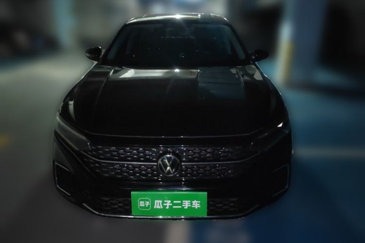 Used Volkswagen Passat 2023 330TSI Starry Elite Edition Front