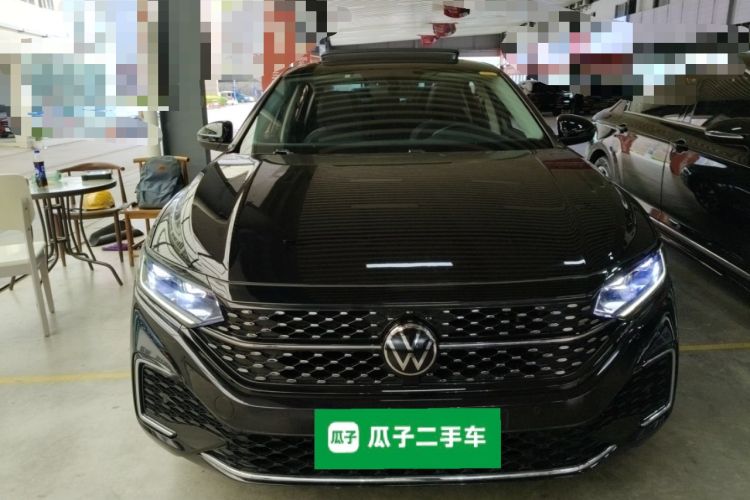 Used Volkswagen Passat 2023 330TSI Starry Elite Edition Front