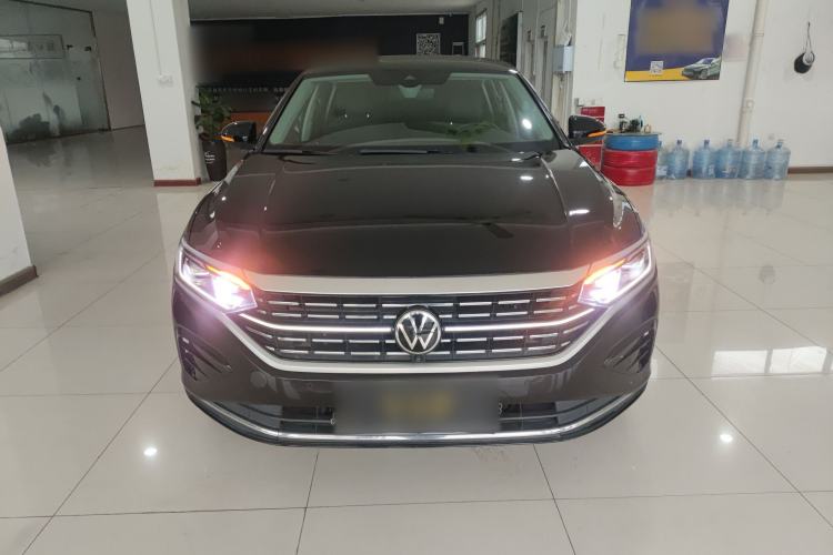 Used Volkswagen Passat 2023 380TSI Luxury Edition Front