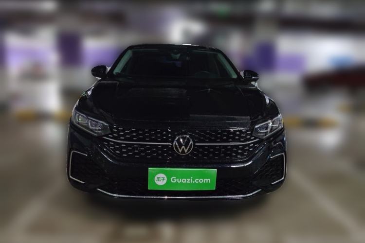 Used Volkswagen Passat 2023 Restyled 330TSI Starry Luxury Edition Front