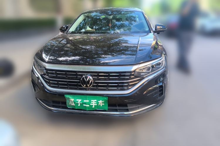 Used Volkswagen Passat 2023 330TSI Prestige Edition Front