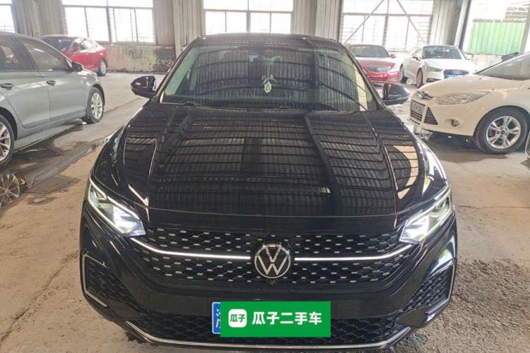 Used Volkswagen Passat 2023 Restyled 330TSI Starry Luxury Edition Front