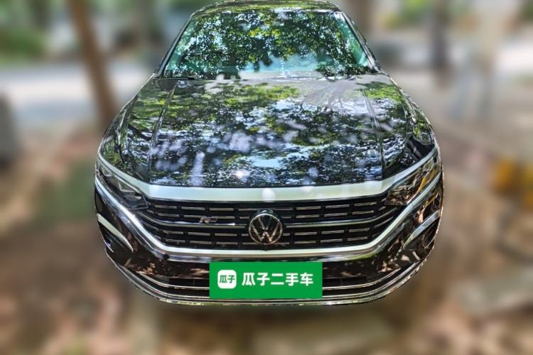 Used Volkswagen Passat 2023 Revised 380TSI Luxury Edition Front