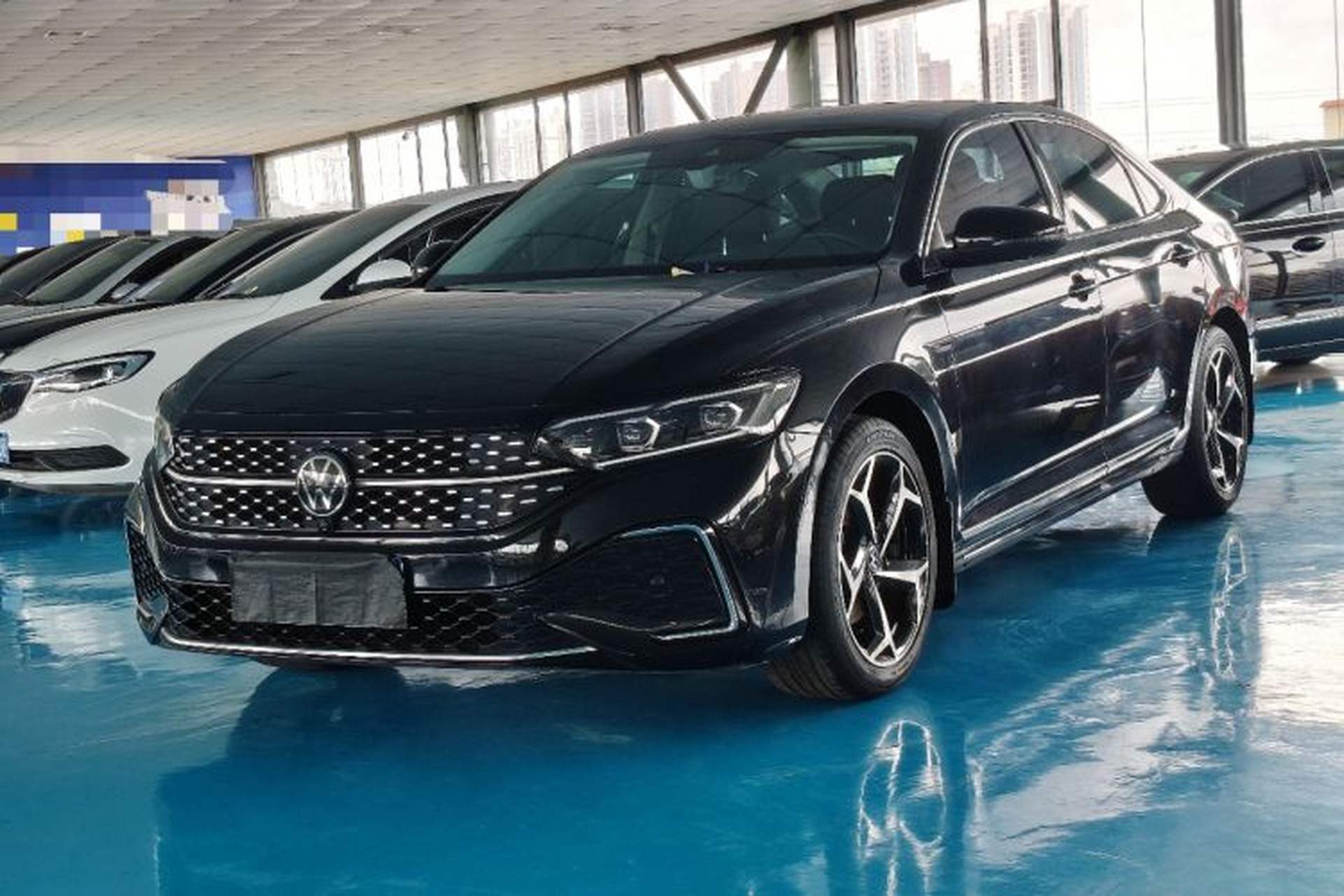 Used Volkswagen Passat 2023 Restyled 330TSI Starry Luxury Edition Front Left 45 Deg