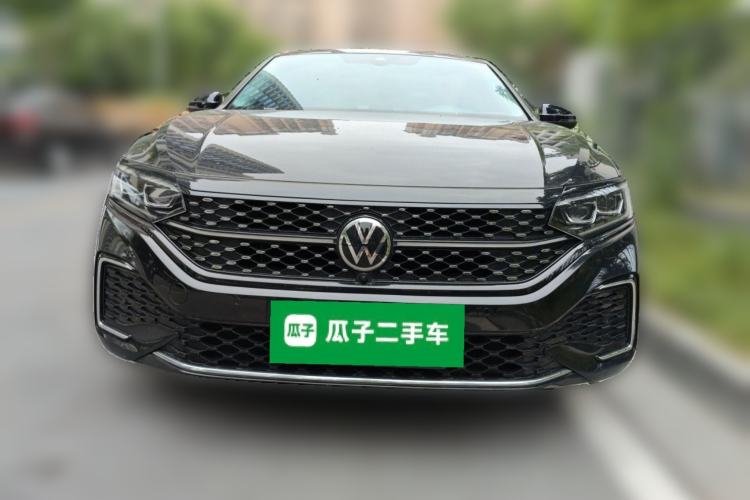 Used Volkswagen Passat 2023 Restyled 330TSI Starry Luxury Edition Front