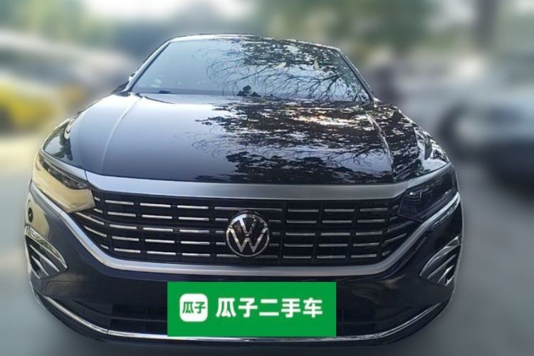 Used Volkswagen Passat 2023 330TSI Elite Edition Front