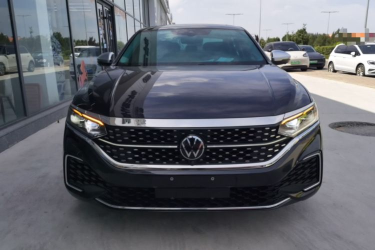 Used Volkswagen Passat 2023 Restyled 330TSI Starry Luxury Edition Front