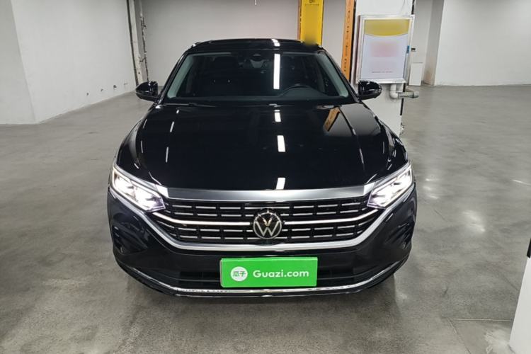 Used Volkswagen Passat 2023 Facelift 330TSI Luxury Edition Front