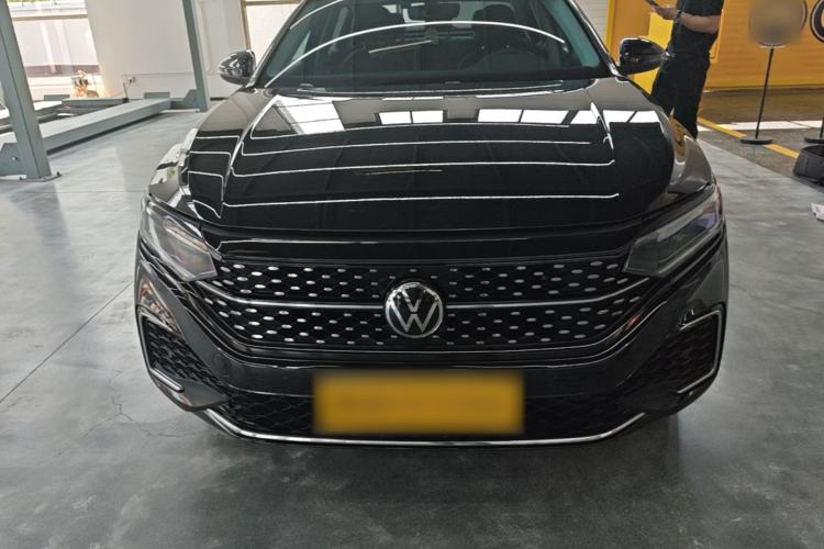 Used Volkswagen Passat 2023 Revised 330TSI Starry Elite Edition Front