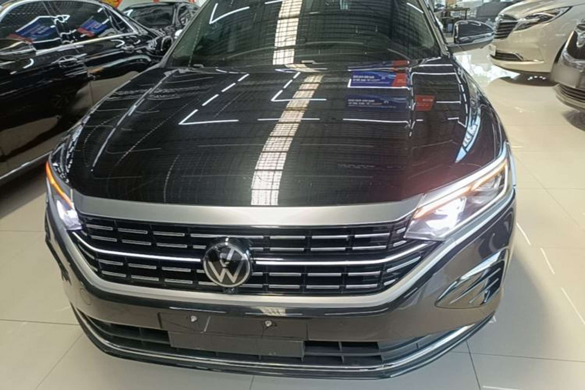 Used Volkswagen Passat 2023 Facelift 330TSI Luxury Edition Front