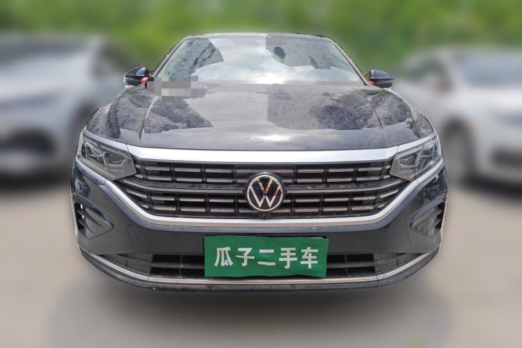 Used Volkswagen Passat 2023 380TSI Luxury Edition Front