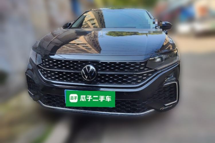 Used Volkswagen Passat 2023 330TSI Starry Elite Edition Front