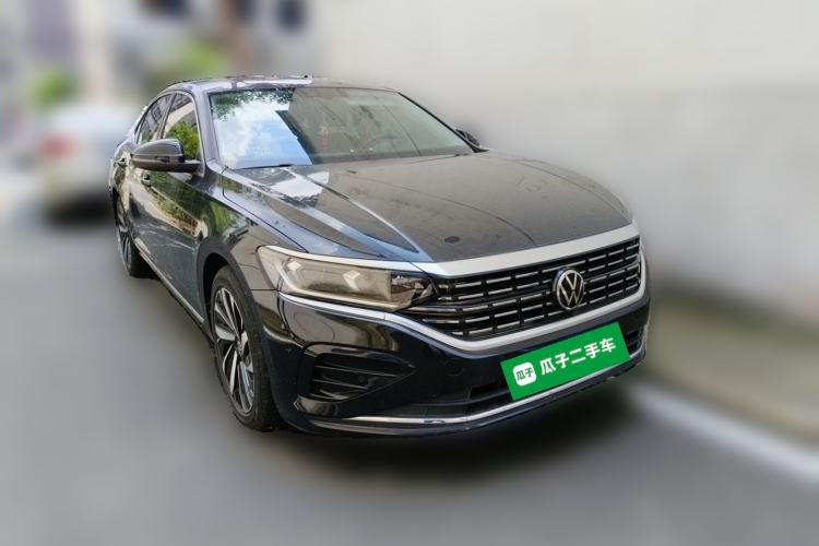 Used Volkswagen Passat 2023 Revised 330TSI Elite Edition Front Right 45 Deg
