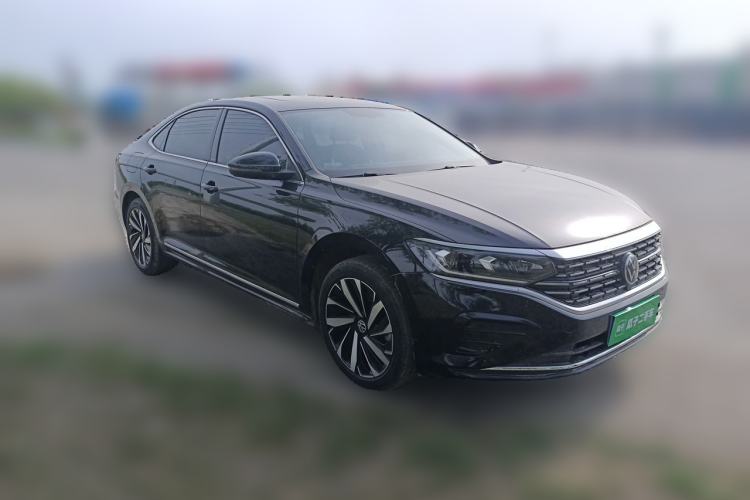 Used Volkswagen Passat 2023 330TSI Elite Edition Front Right 45 Deg