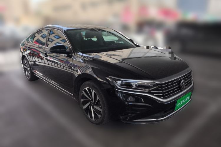 Used Volkswagen Passat 2023 330TSI Elite Edition Front Right 45 Deg