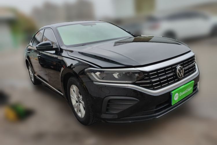 Used Volkswagen Passat 2023 Revised Version 280TSI Business Edition Front Right 45 Deg