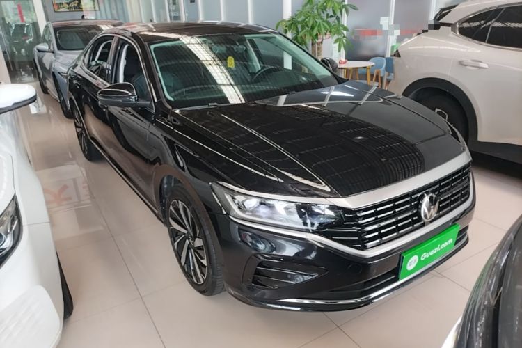 Used Volkswagen Passat 2023 Revised 330TSI Elite Edition Front Right 45 Deg