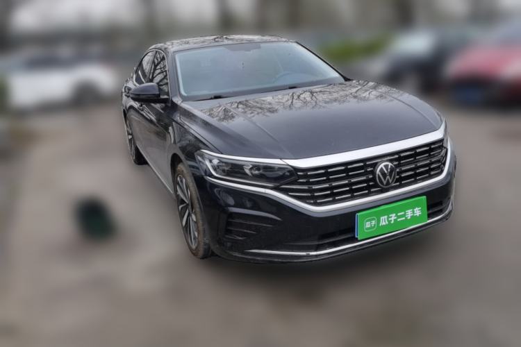 Used Volkswagen Passat 2023 Revised 330TSI Elite Edition Front Right 45 Deg
