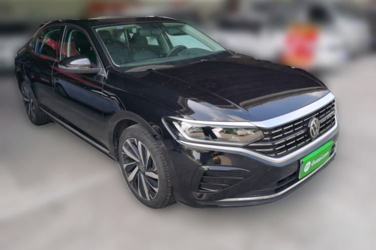 Used Volkswagen Passat 2023 Revised 330TSI Elite Edition Front Right 45 Deg