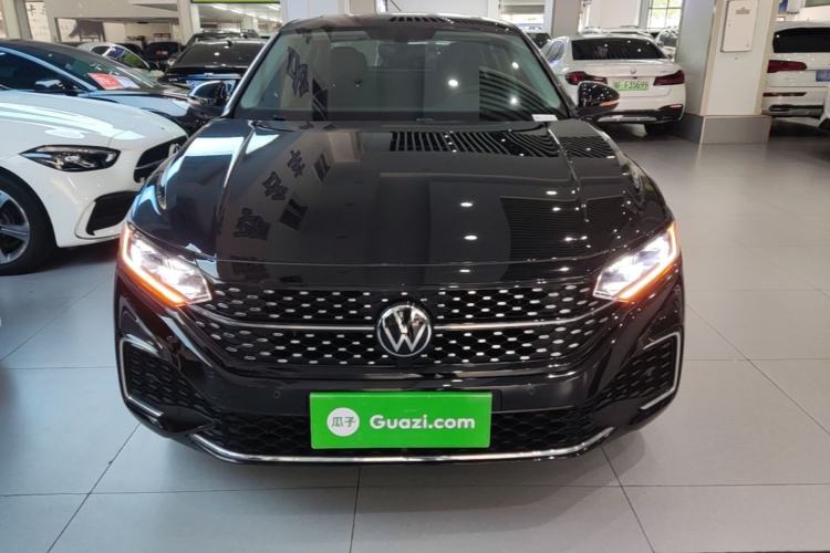 Used Volkswagen Passat 2023 Revised 330TSI Starry Elite Edition Front