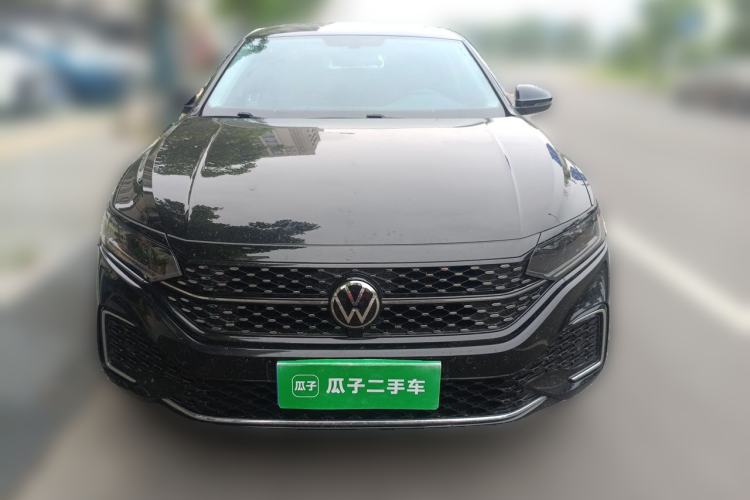 Used Volkswagen Passat 2023 330TSI Starry Elite Edition Front