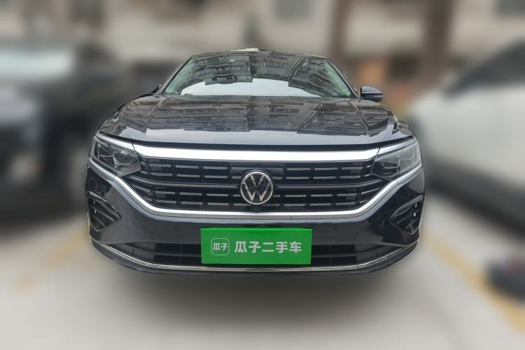 Used Volkswagen Passat 2023 Revised 380TSI Luxury Edition Front