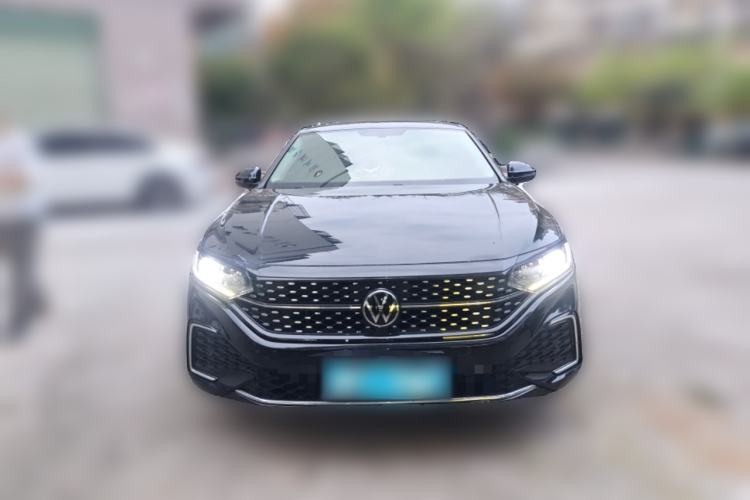 Used Volkswagen Passat 2023 Revised 330TSI Starry Elite Edition Front