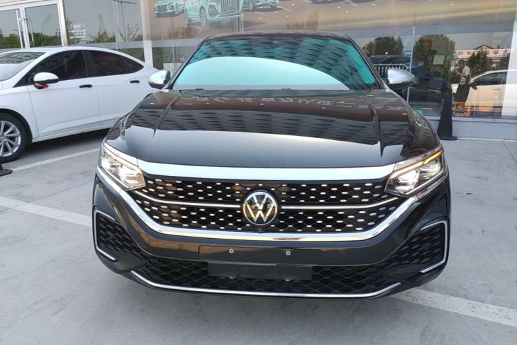 Used Volkswagen Passat 2023 Restyled 330TSI Starry Luxury Edition Front