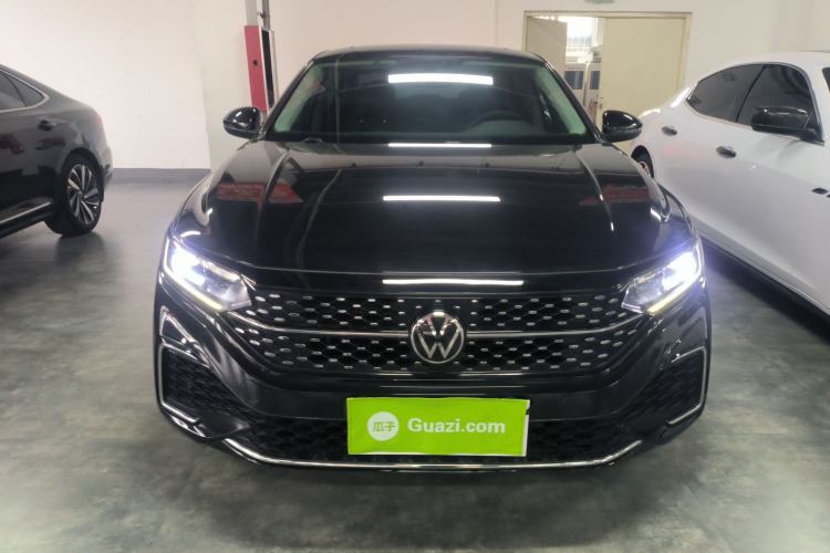 Used Volkswagen Passat 2023 330TSI Starry Elite Edition Front