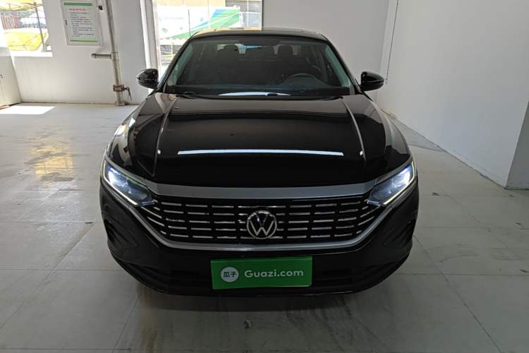 Used Volkswagen Passat 2023 280TSI Business Edition Front