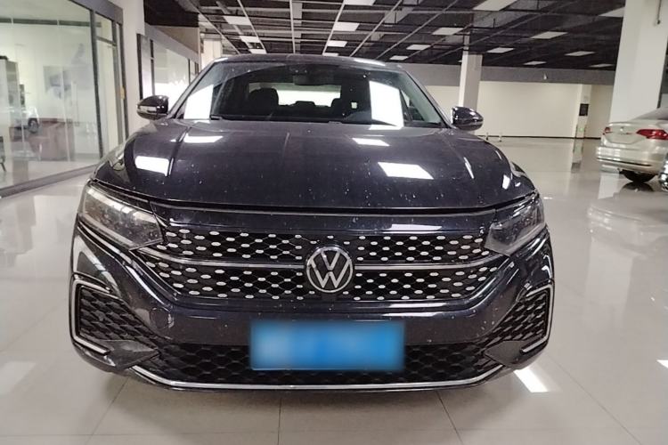 Used Volkswagen Passat 2023 Revised 330TSI Starry Elite Edition Front
