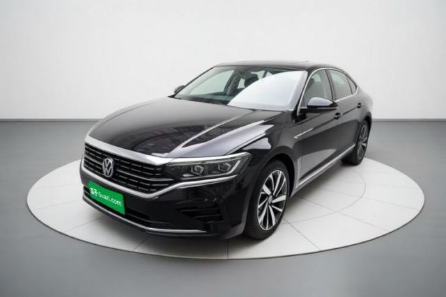 Used Volkswagen Passat 2023 Facelift 330TSI Prestige Edition