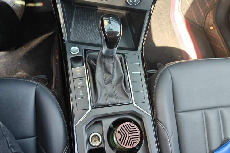 Used Volkswagen Passat 2023 Revised Version 280TSI Business Edition Gear Lever