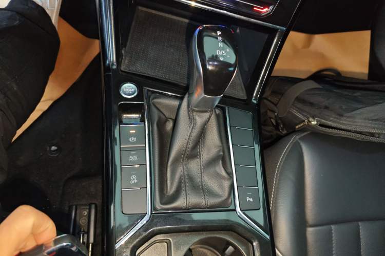 Used Volkswagen Passat 2023 Revised 330TSI Starry Elite Edition Gear Lever