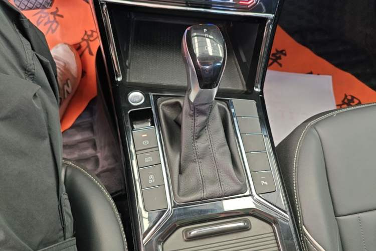Used Volkswagen Passat 2023 Revised 330TSI Starry Elite Edition Gear Lever