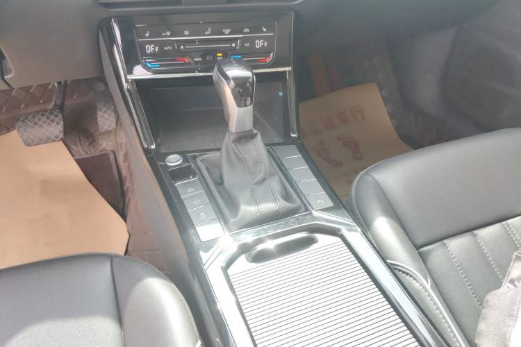Used Volkswagen Passat 2023 Revised 330TSI Starry Elite Edition Gear Lever