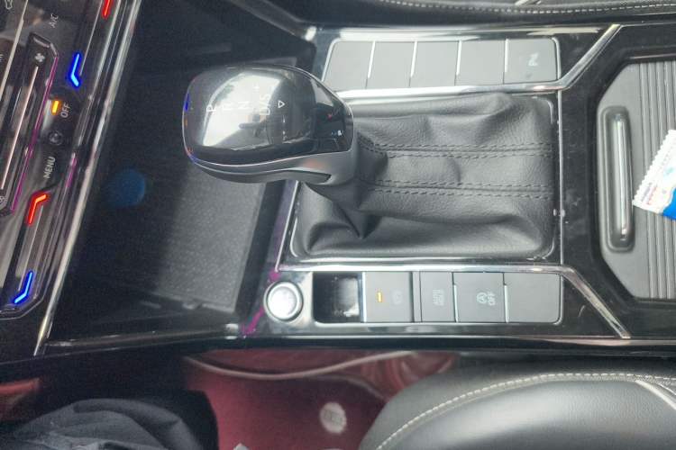 Used Volkswagen Passat 2023 Revised 330TSI Starry Elite Edition Gear Lever
