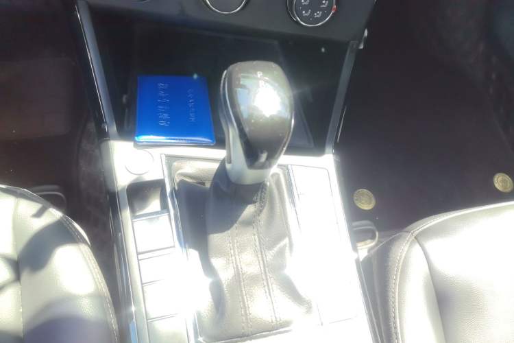 Used Volkswagen Passat 2023 Revised Version 280TSI Business Edition Gear Lever