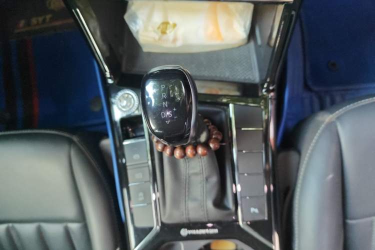 Used Volkswagen Passat 2023 330TSI Elite Edition Gear Lever