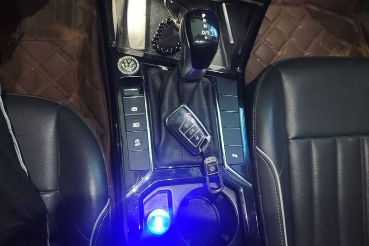 Used Volkswagen Passat 2023 Revised 330TSI Starry Elite Edition Gear Lever