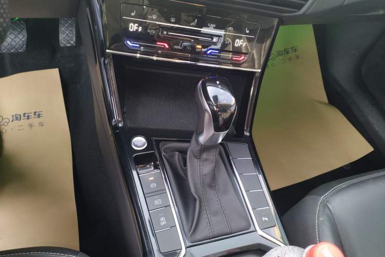 Used Volkswagen Passat 2023 Revised 330TSI Starry Elite Edition Gear Lever