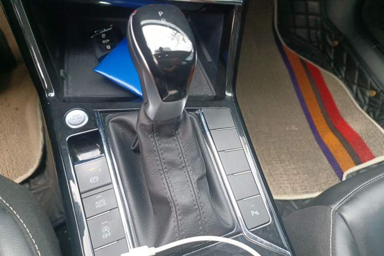 Used Volkswagen Passat 2023 Revised 330TSI Starry Elite Edition Gear Lever