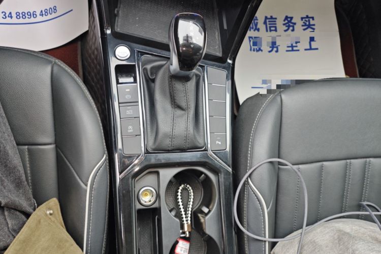 Used Volkswagen Passat 2023 330TSI Starry Elite Edition Gear Lever