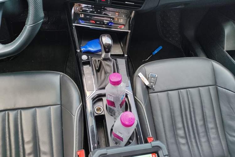 Used Volkswagen Passat 2023 Revised 330TSI Starry Elite Edition Gear Lever
