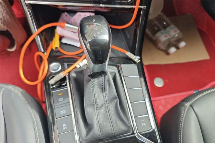 Used Volkswagen Passat 2023 330TSI Elite Edition Gear Lever