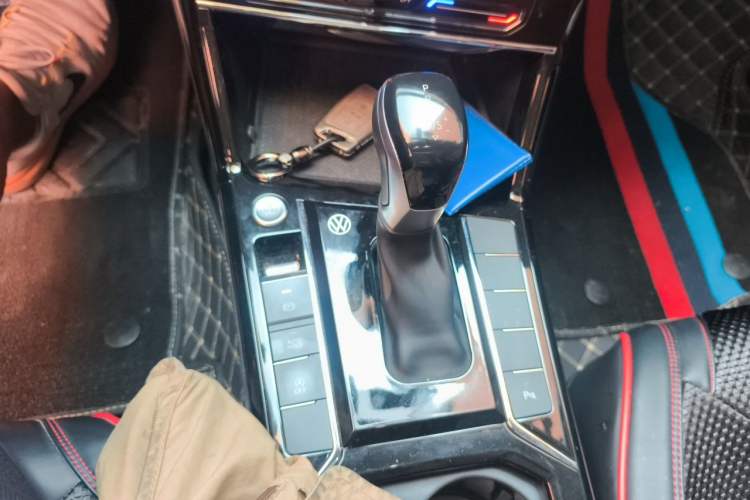 Used Volkswagen Passat 2023 Revised 330TSI Starry Elite Edition Gear Lever