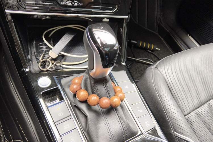 Used Volkswagen Passat 2023 330TSI Starry Luxury Edition Gear Lever
